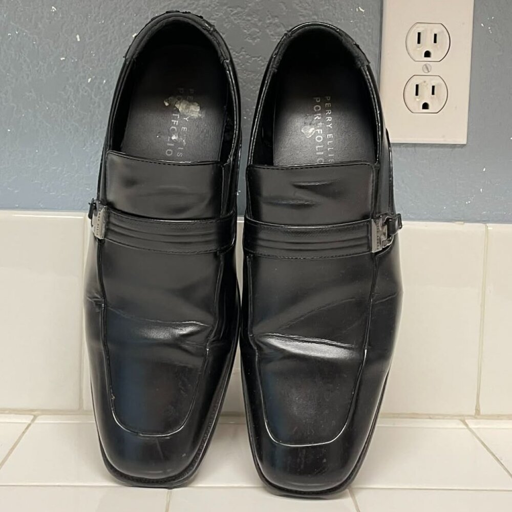 Perry Ellis Portfolio dress shoes